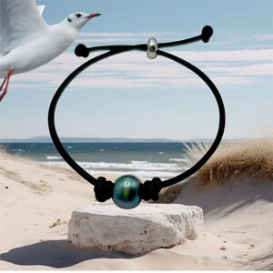 Adjustable Peacock Freshwater Pearl Bracelet. Made to order